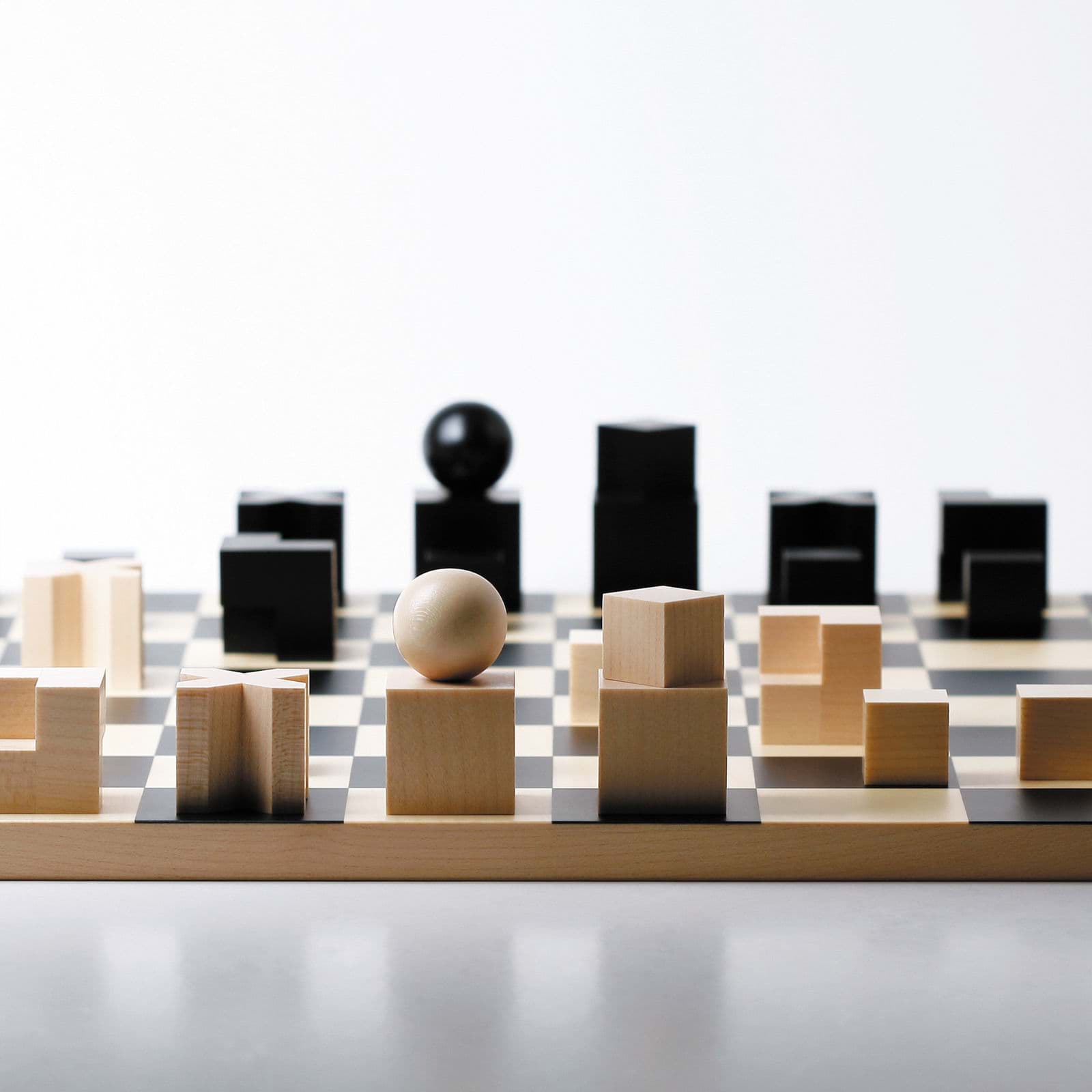 Immagine di Set di scacchi Bauhaus di Josef Hartwig